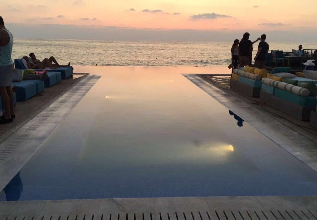 Iris Beach Club Damour-Damour必去景点