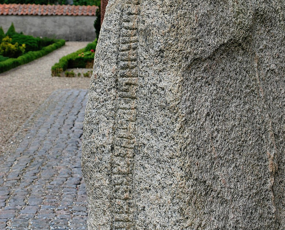 Fjenneslev Kirke-Fjenneslev必去景点