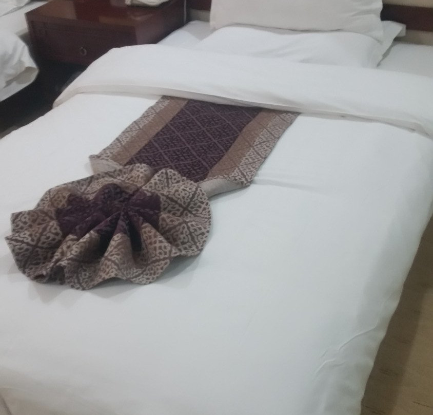 祁连山大酒店主图