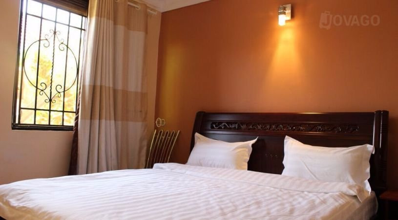 Eight Winx Hotel主图