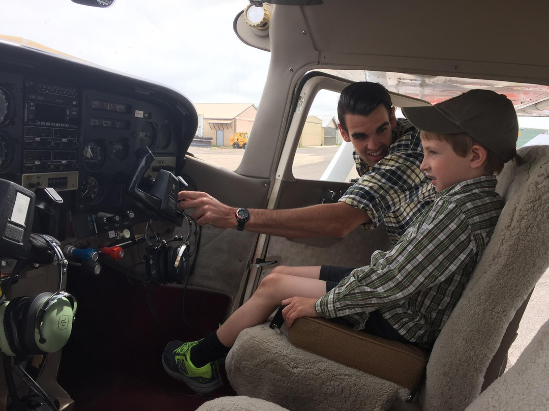 Tall Pines Aviation-杜兰戈必去景点