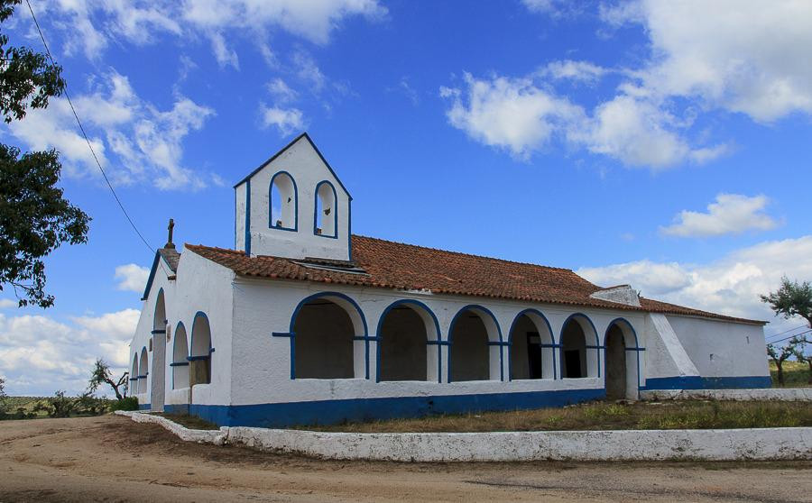 Lápide da Igreja de Nossa Senhora de Entre-Águas景点图片