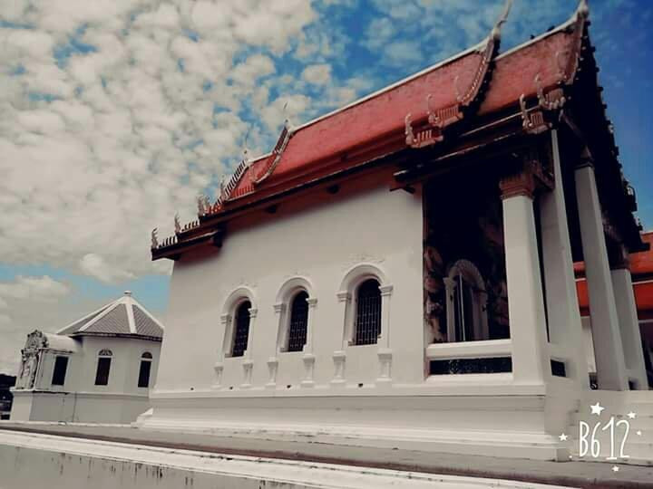 Wat Uposatharam (Wat Bot Manorom)景点图片