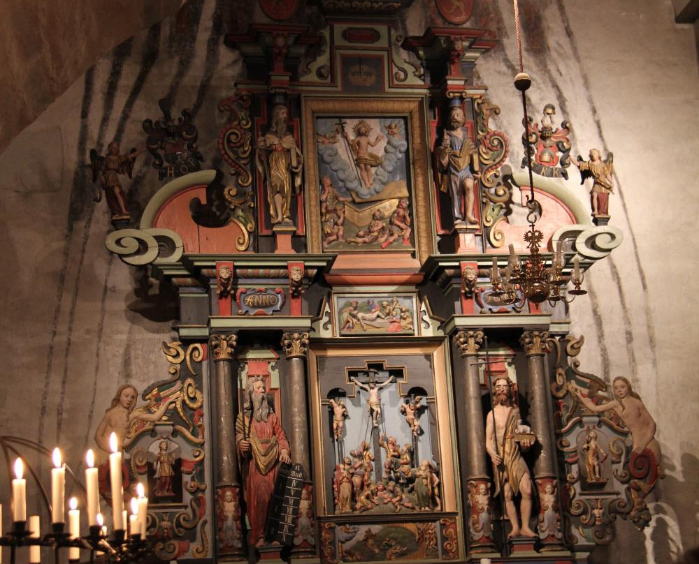 Vaernes Church景点图片