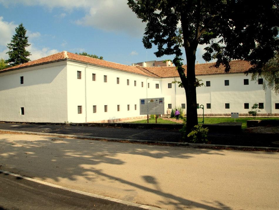 Cross-Shaped Barracks Museum景点图片