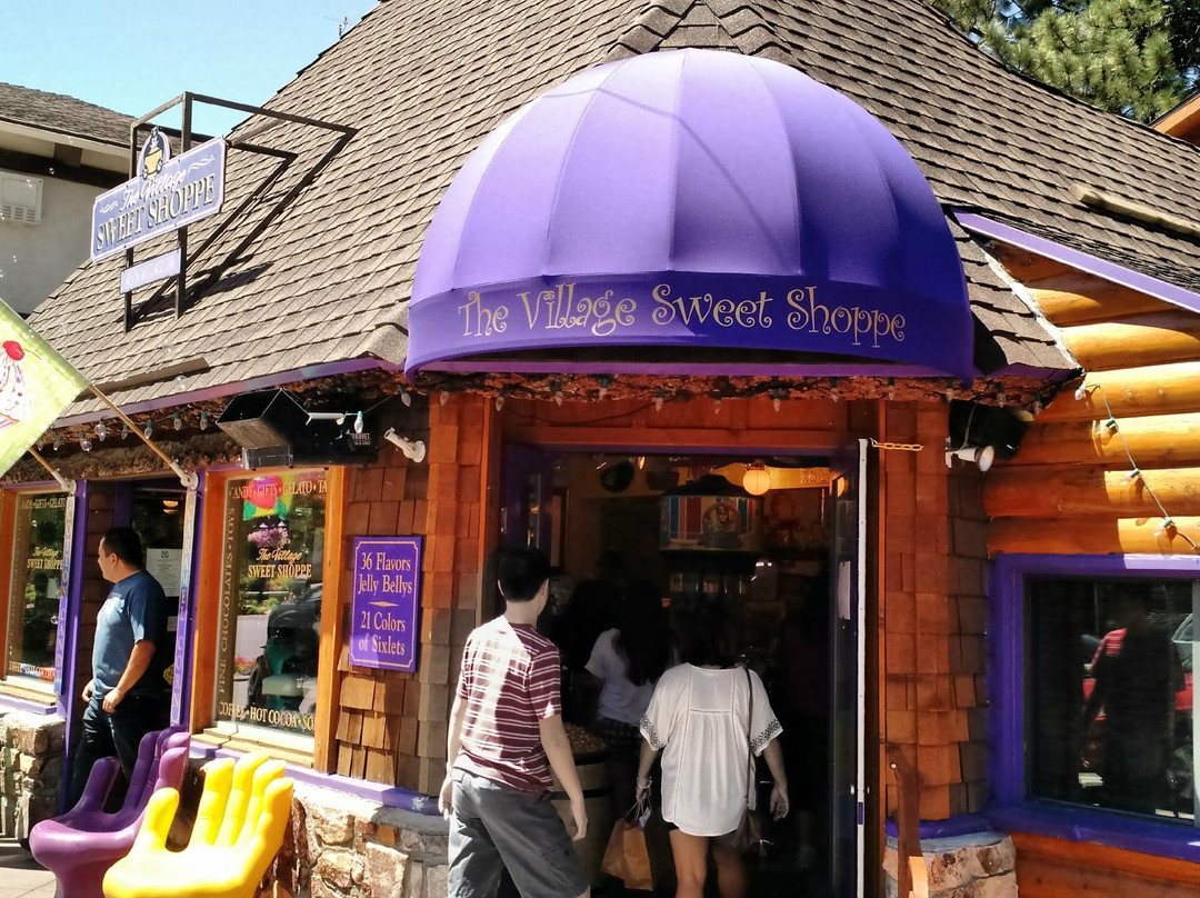 Village Sweet Shoppe-大熊湖必去景点