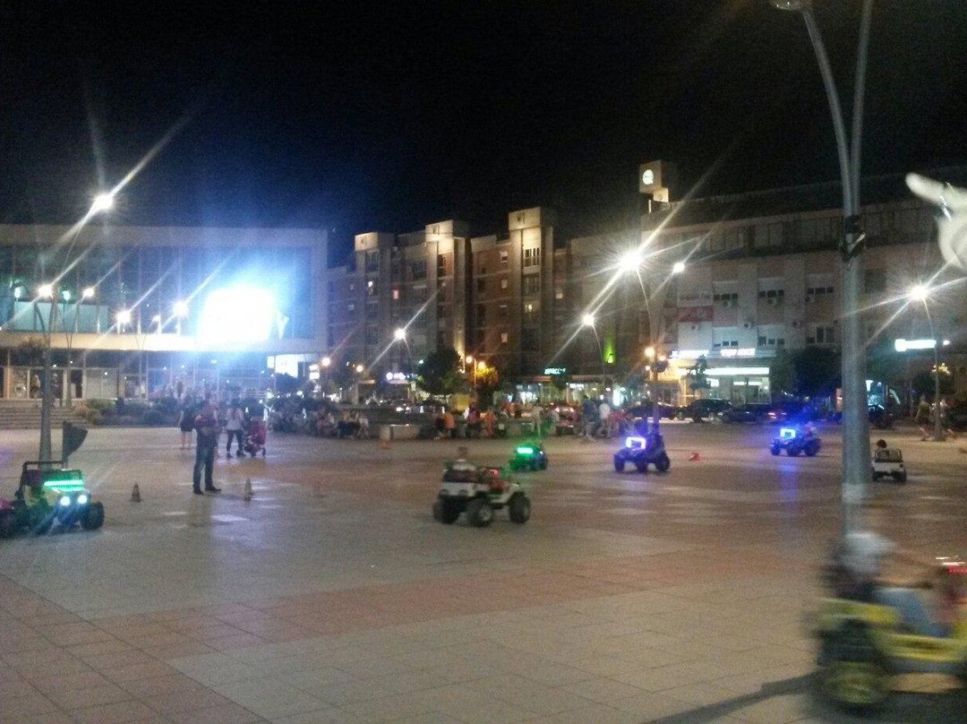 Downtown Cacak景点图片