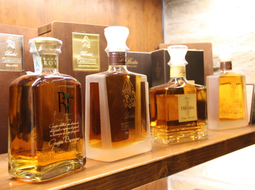 Enoteca Faieta-蒙特西尔瓦诺必去景点