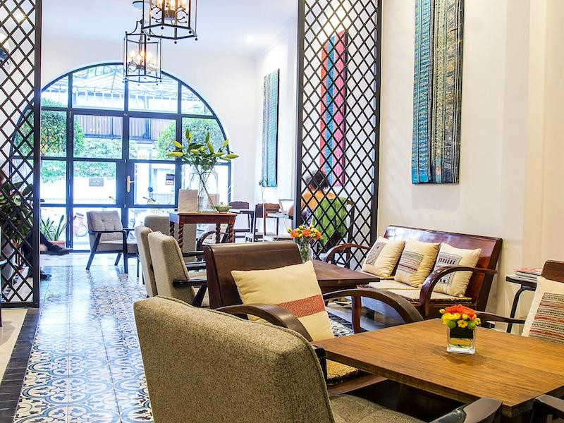 The Vintage Emporium Café