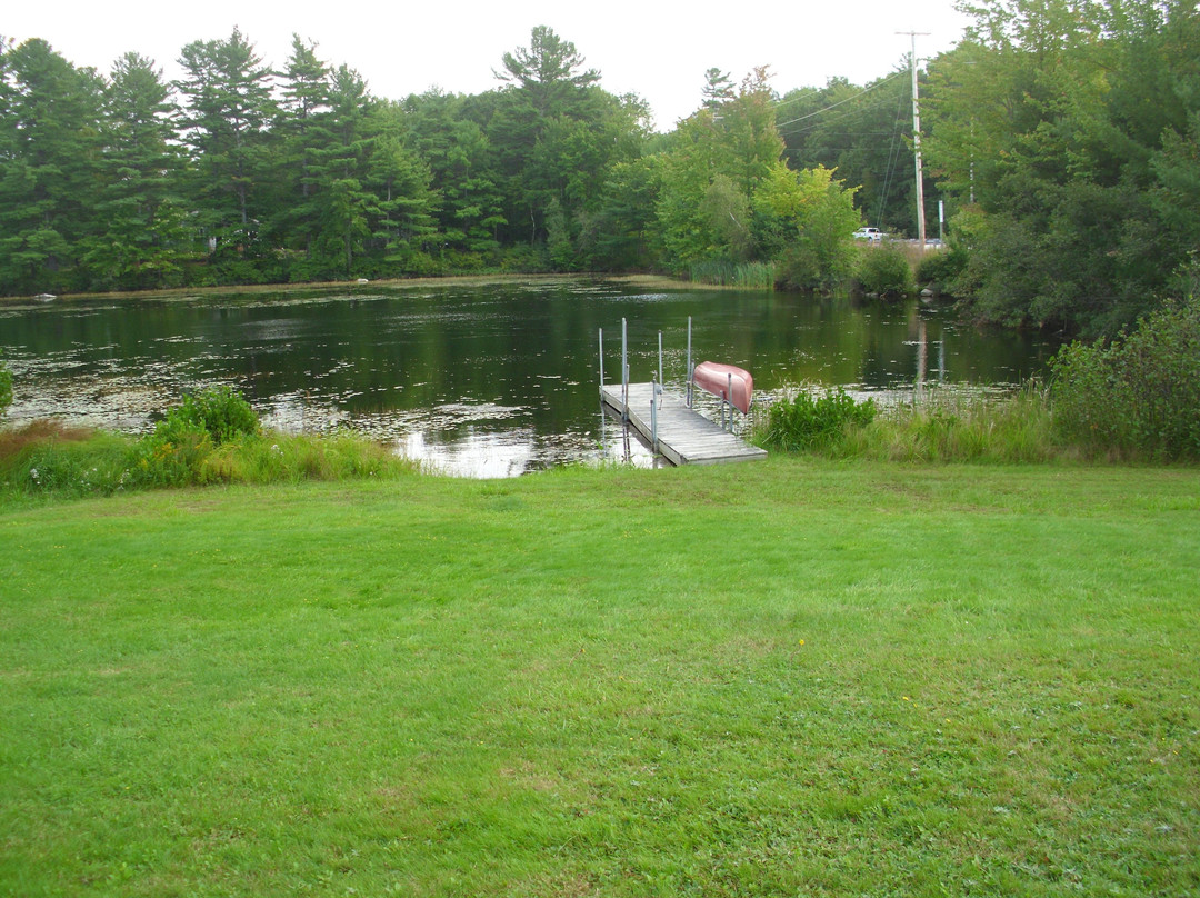 Alyssa's Motel on Thomas Pond主图