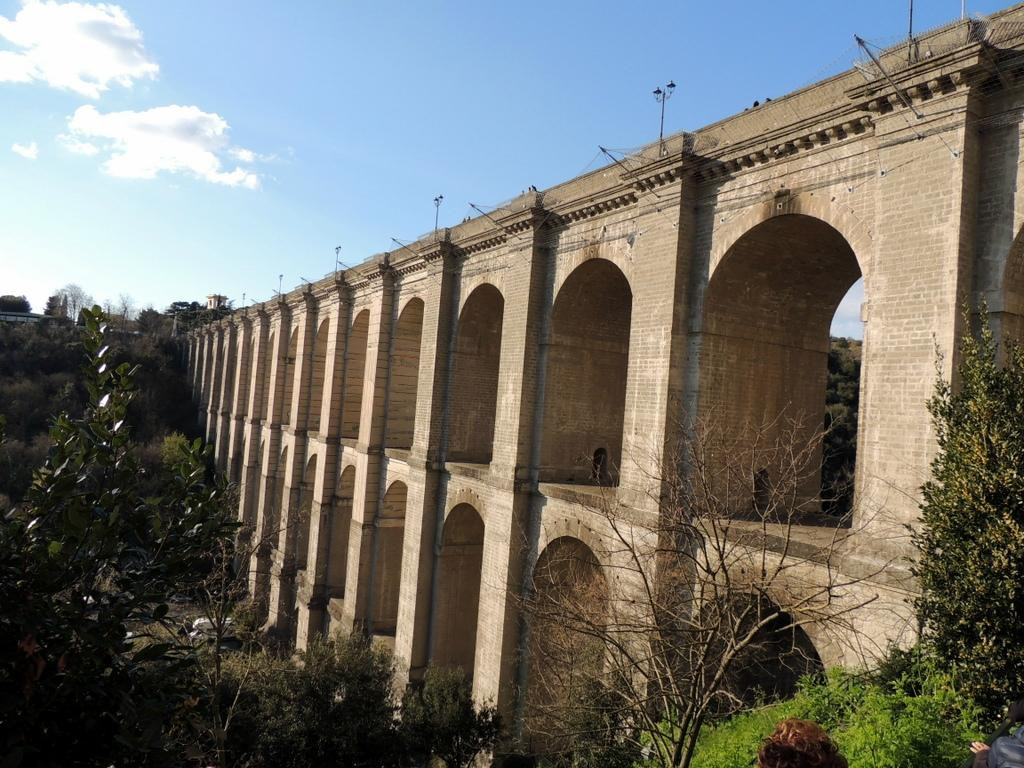 Ponte di Ariccia-阿里恰必去景点
