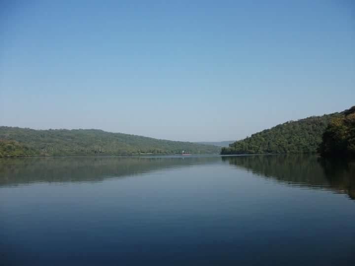 Dhamapur Lake景点图片