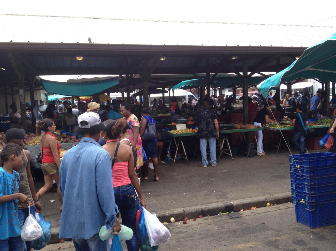 Place Victor Schoelcher Market-卡宴必去景点