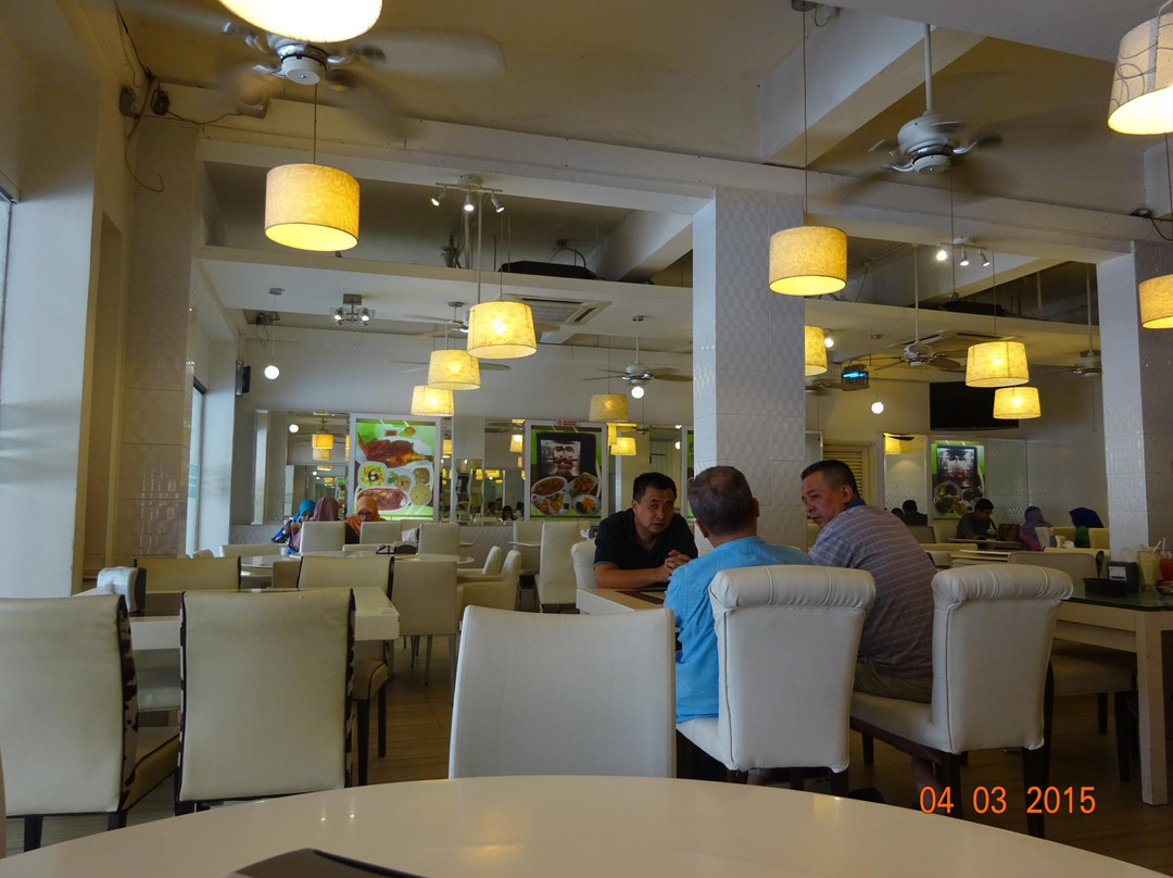 Wau Restaurant