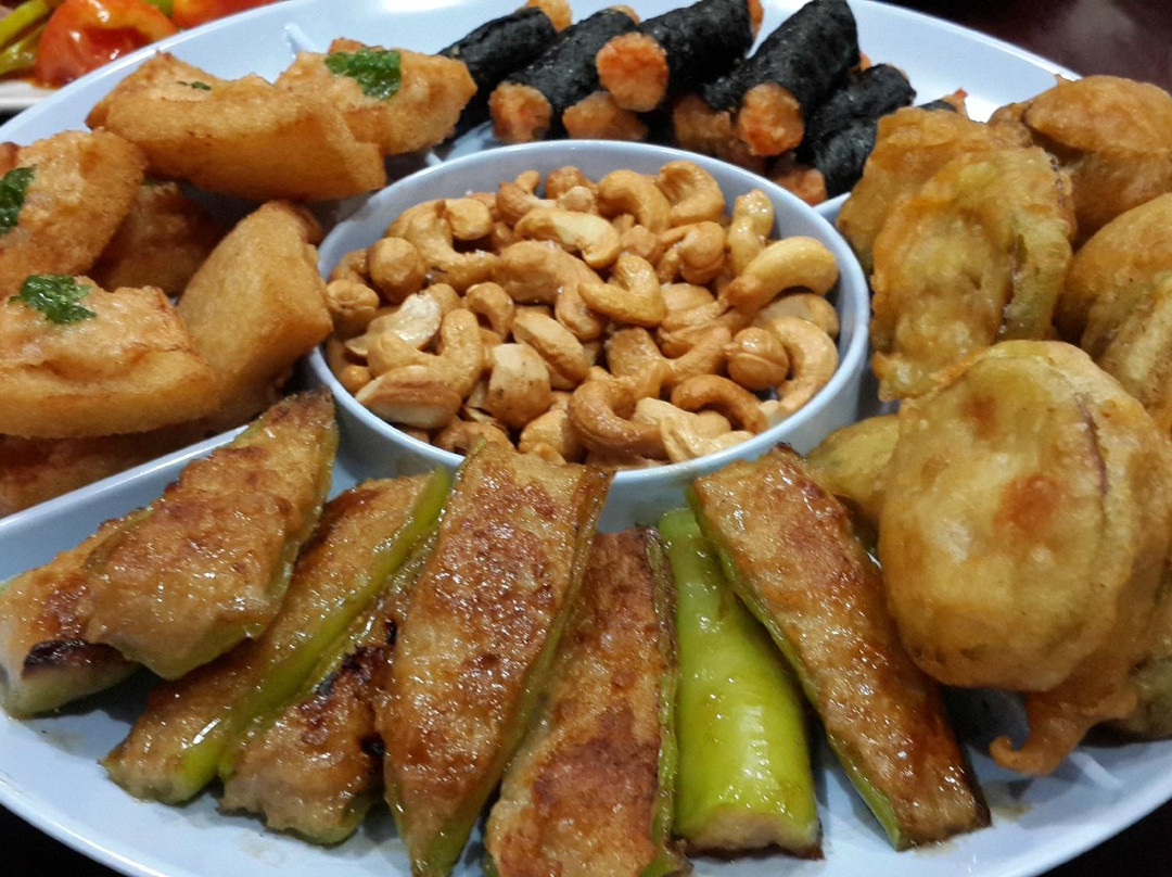 Tha Sai Luat餐馆和美食-Kwang Tung