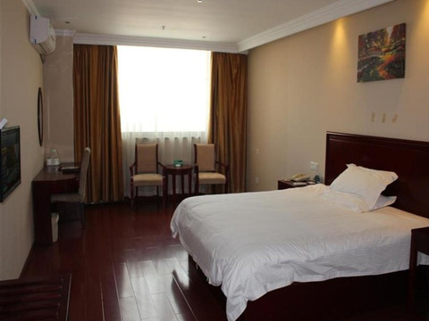 格林豪泰东海新汽车总站店主图