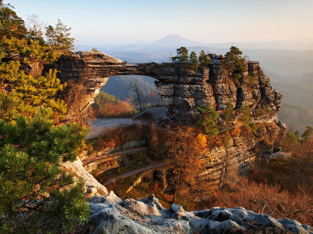 Northern Hikes-布拉格必去景点