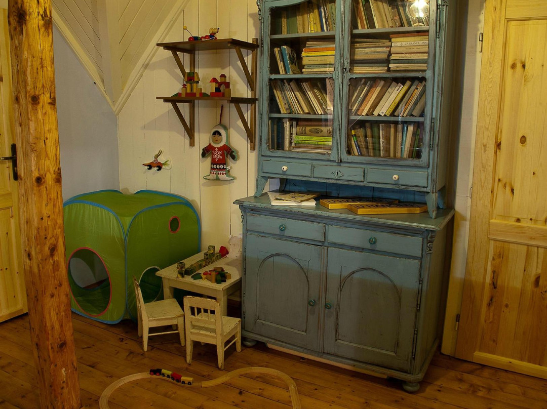 斯奈库山麓派兹酒店住宿-Horská chalupa U Hančilů