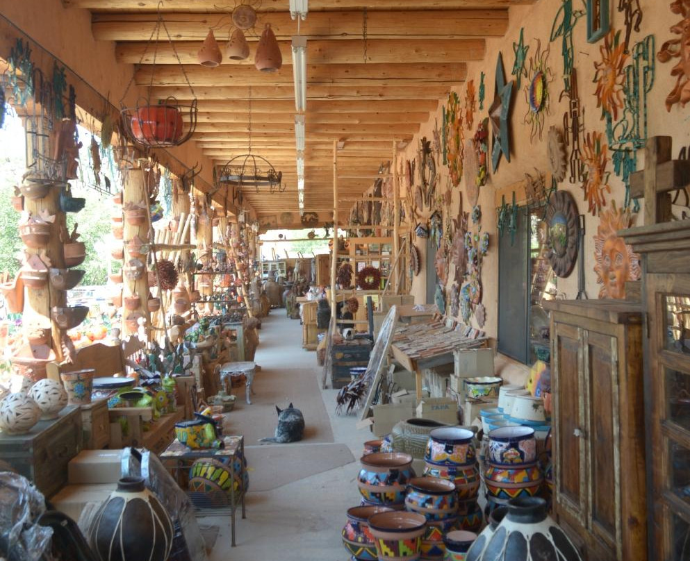 Casa Cristal Pottery-Velarde必去景点