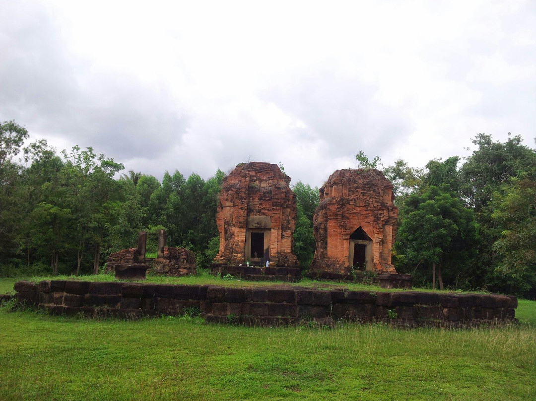 Prasat Ban Phlai景点图片