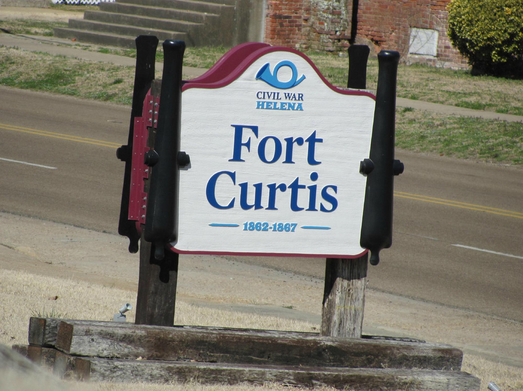 Fort Curtis景点图片