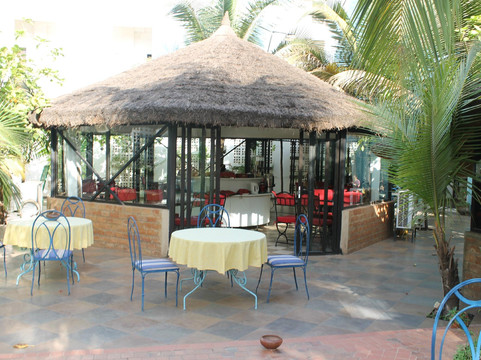 Hotel Le Rabelais主图