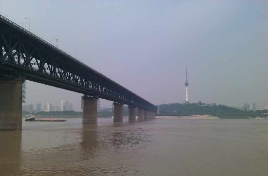 武汉长江大桥-武汉市必去景点