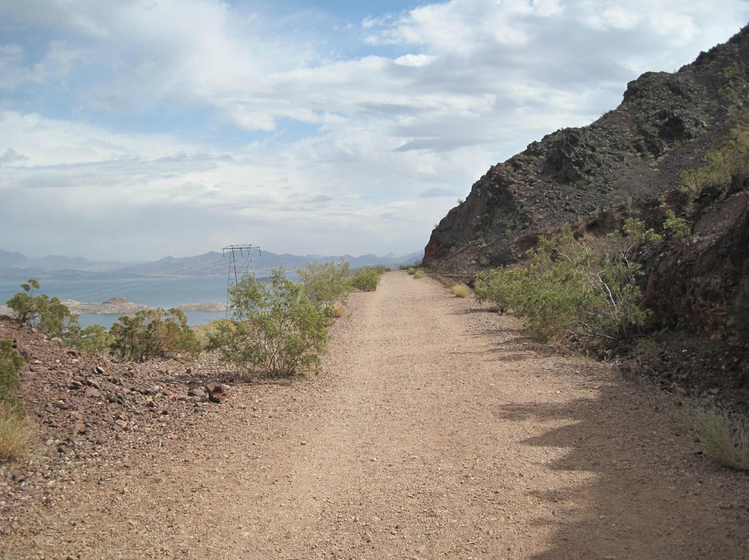 火车轨遗迹-博尔德城必去景点