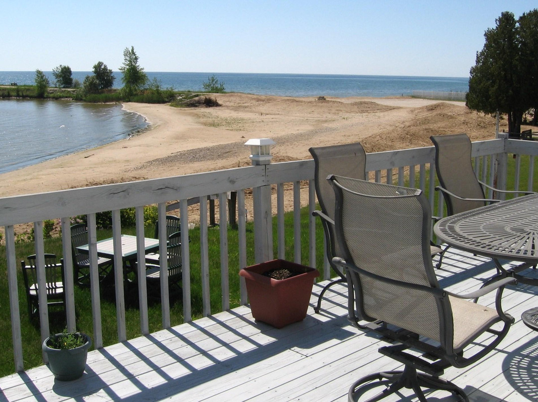 The Harbor Inn主图