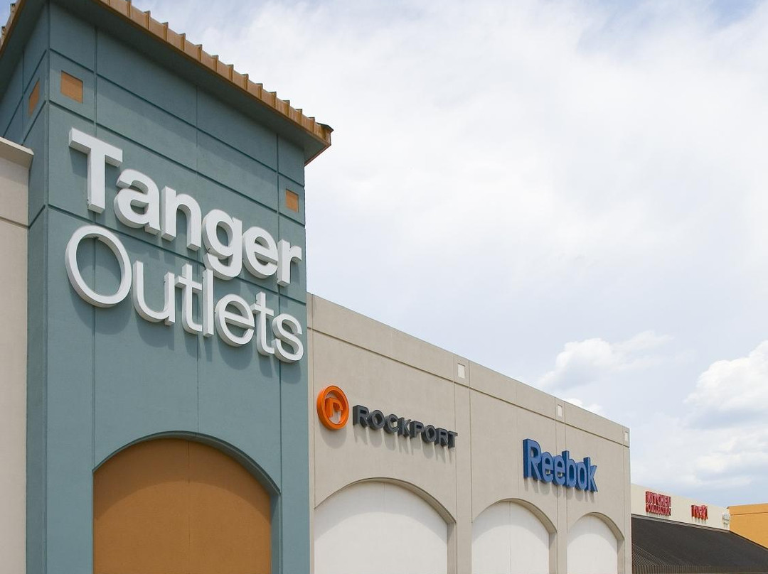 Tanger Outlets Branson-布兰森必去景点