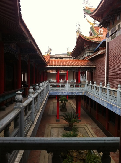 显应宫泥塑像-长乐市必去景点