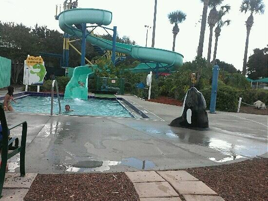 Bob Makinson Aquatic Center-基西米必去景点