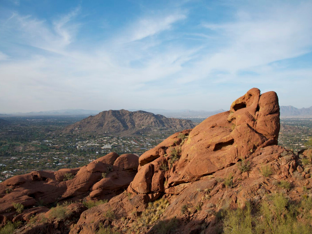 驼背山-凤凰城必去景点
