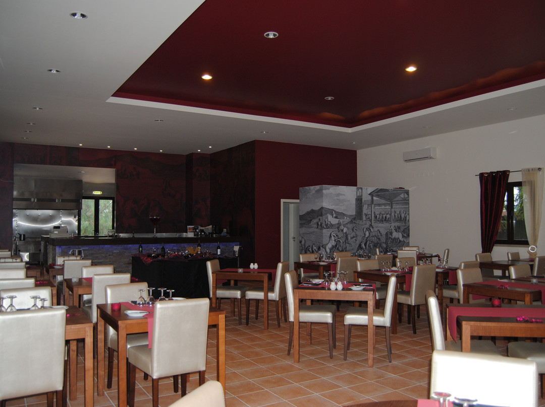 Fonte De Louzeiros餐馆和美食-Clube Lusitano Restaurante