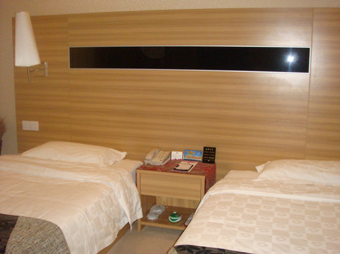 荷泰温泉酒店主图