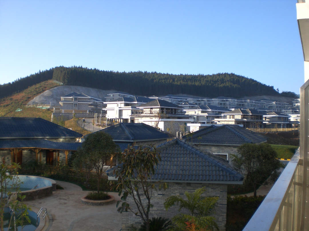 国际高尔夫旅游度假大饭店主图