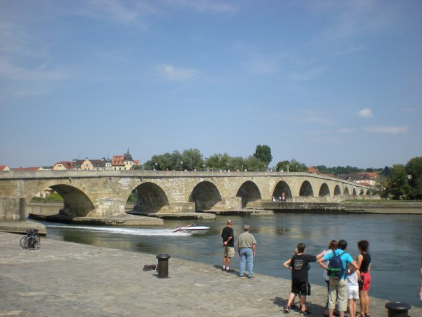 Old Stone Bridge-雷根斯堡必去景点