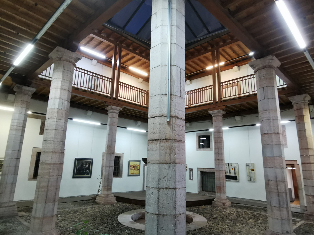 Palacio De Miranda Valdecarzana