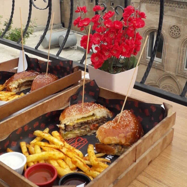 Retro Cafe & Steak Burger