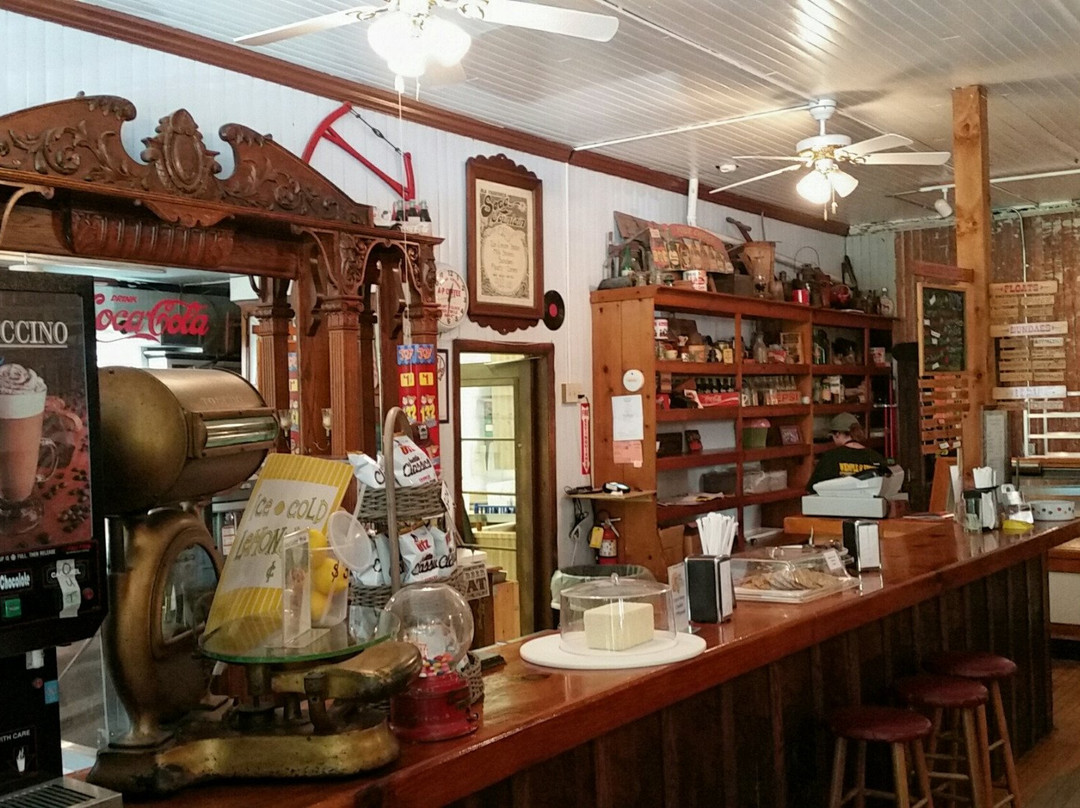 Fultonville餐馆和美食-Wemple and Edick's