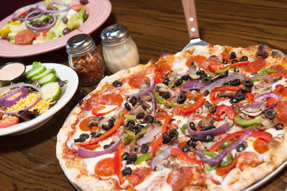 Hamilton's Food & Spirits/pizzeria