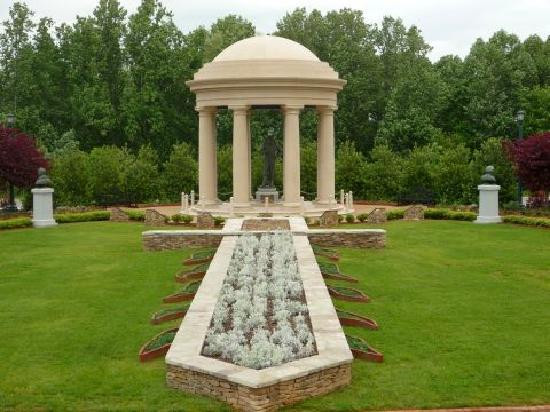 National D-Day Memorial-Bedford必去景点