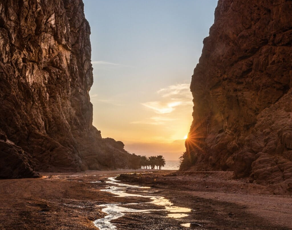 Wadi Tayyib Al Ism-Maqnah必去景点