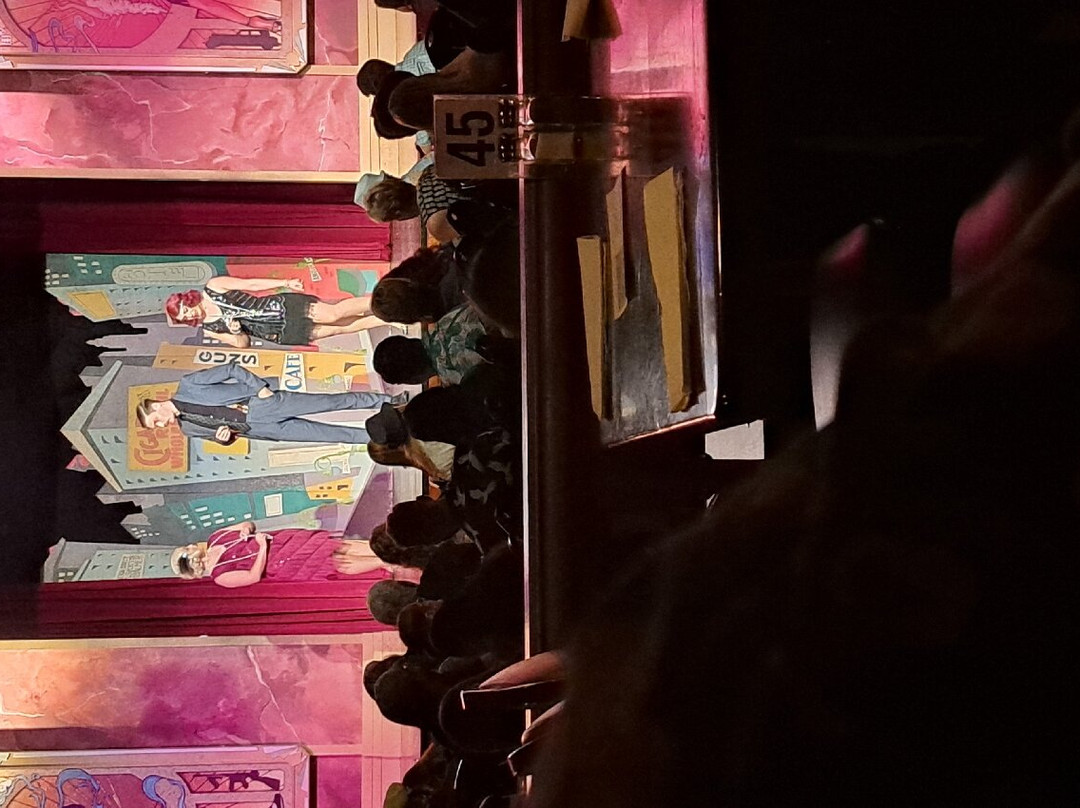 Capone's Dinner and Show-基西米必去景点