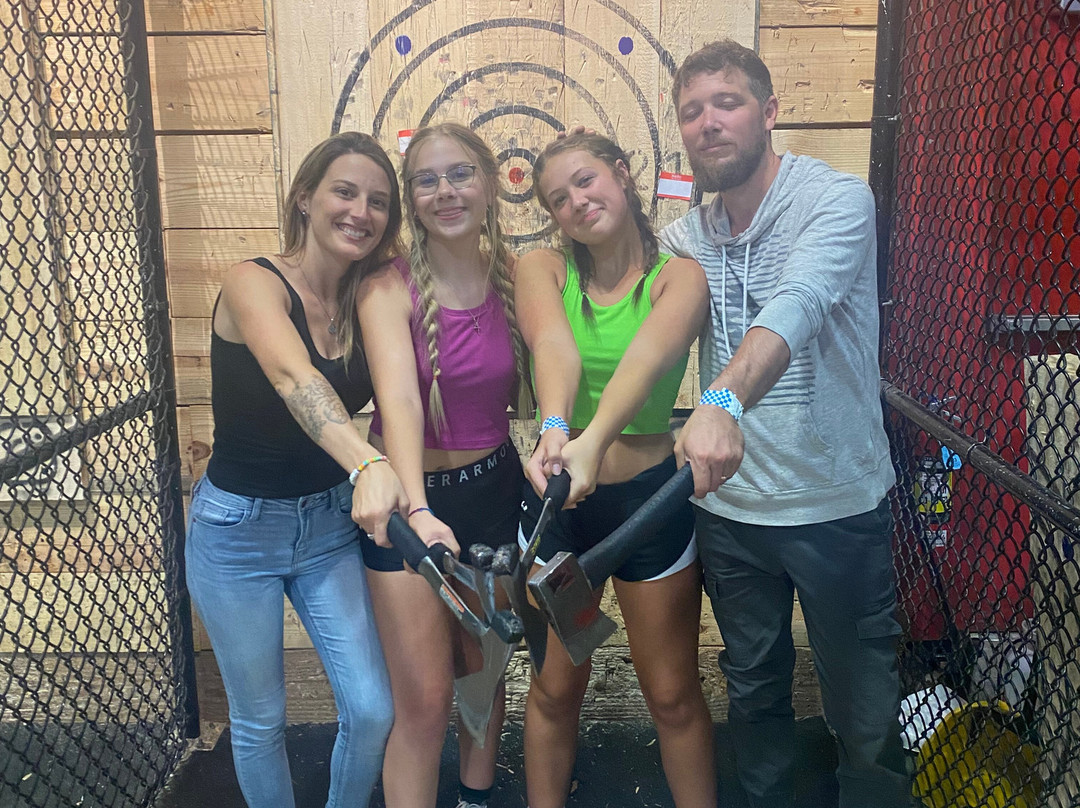 Accelerate Axe-Mokena必去景点