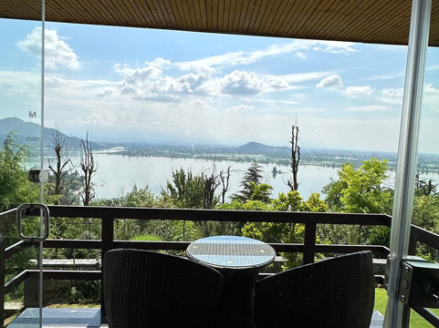 泰姬达尔景观酒店斯里纳格主图