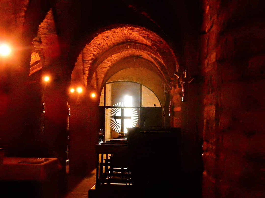 Santa Maria a Pie di Chienti-Montecosaro必去景点