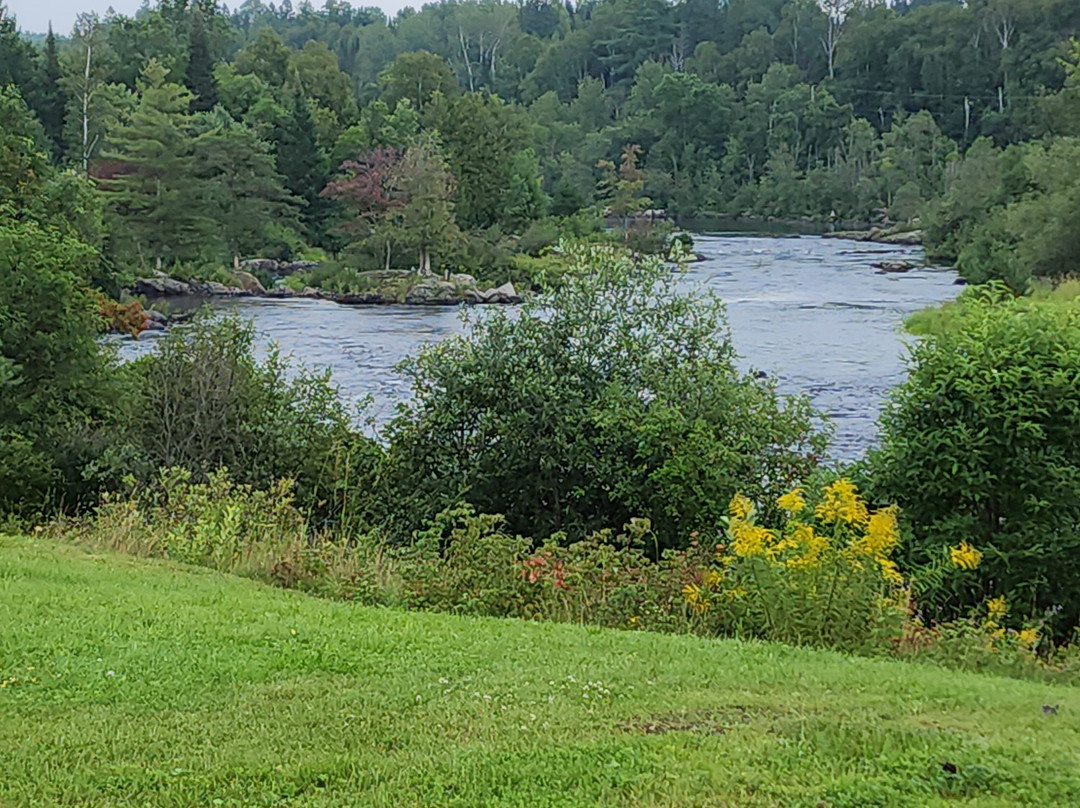 Algonquin East Gate Motel主图