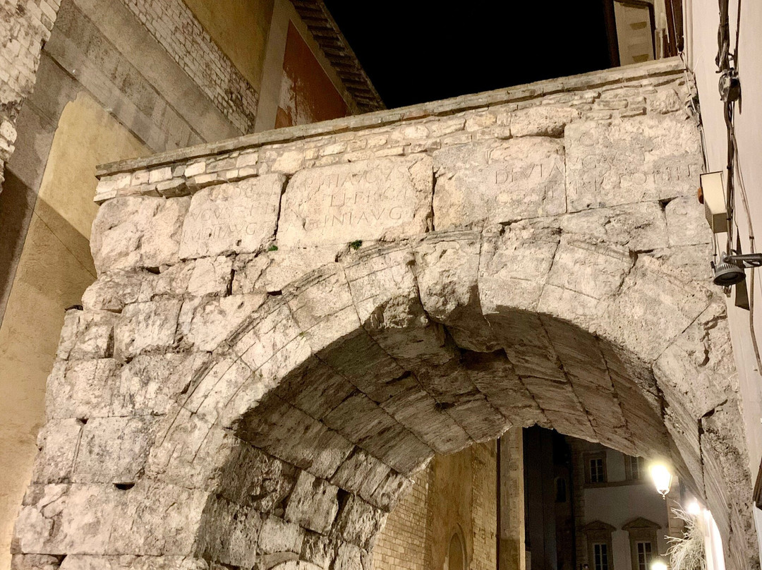 Arco Di Druso景点图片