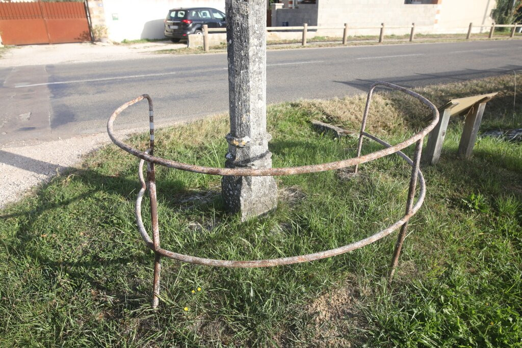 La croix de Créteuil de Chaudenay-Chaudenay必去景点